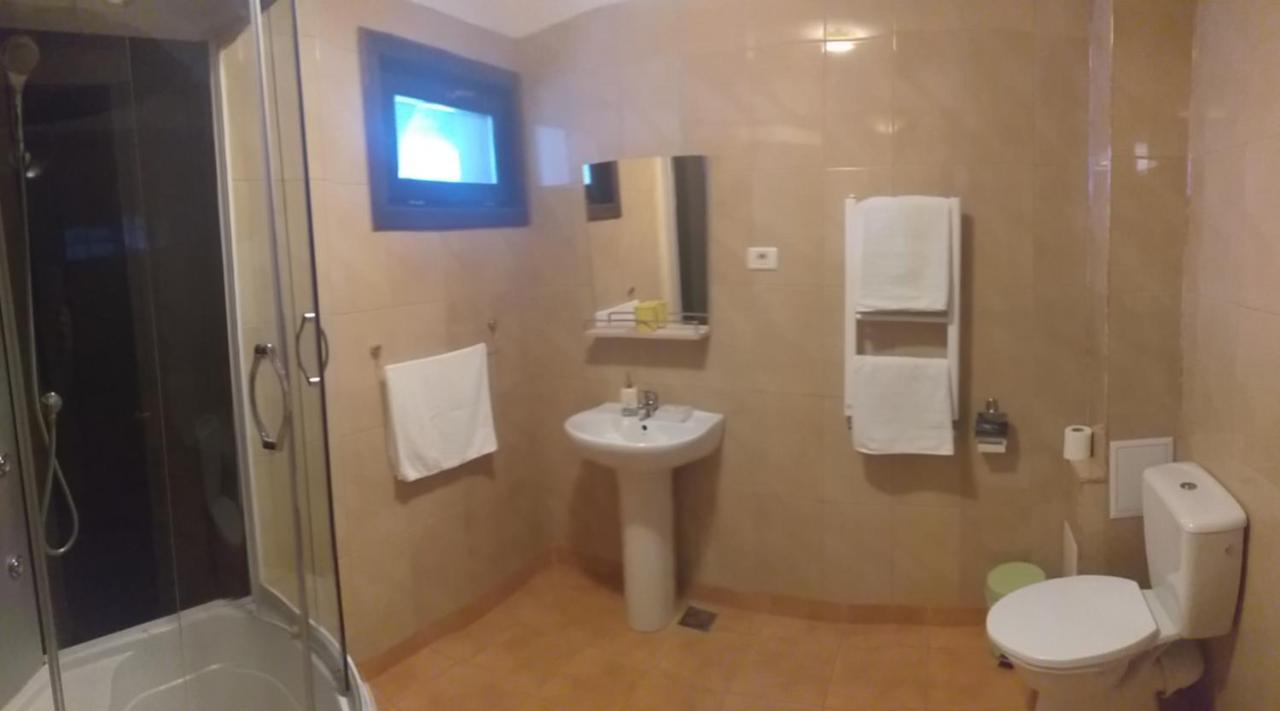Dumbrava Soarelui Hotell Braşov Exteriör bild