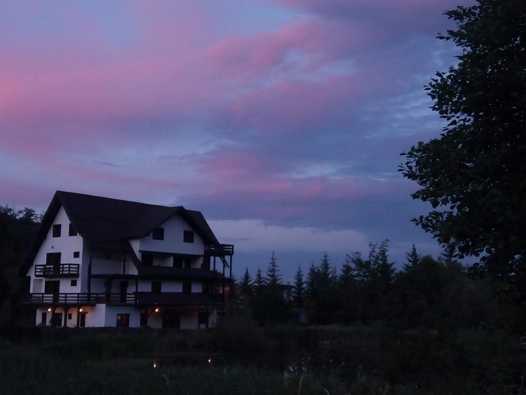 Dumbrava Soarelui Hotell Braşov Exteriör bild